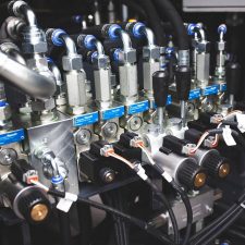 k-jc704-mobile-rock-crusher-close-up-3-komplet-north-america